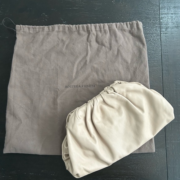 Bottega Veneta pouch - Picture 2 of 9